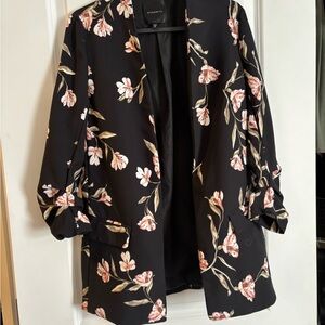 Dynamite Black Floral Blazer